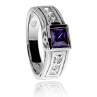 Stříbrný prsten se zirkony (cubic zirconia ) rhodiovaný - fialový čtvereček na středu 