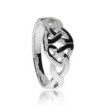 Stříbrný prsten se vzorem smyček