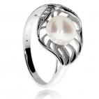 Stříbrný prsten se zirkonem (kubická zirkonie) a říční perličkou