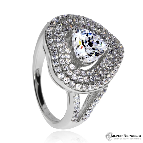 Stříbrný prsten se zirkony (cubic zirconia) srdcový kámen
