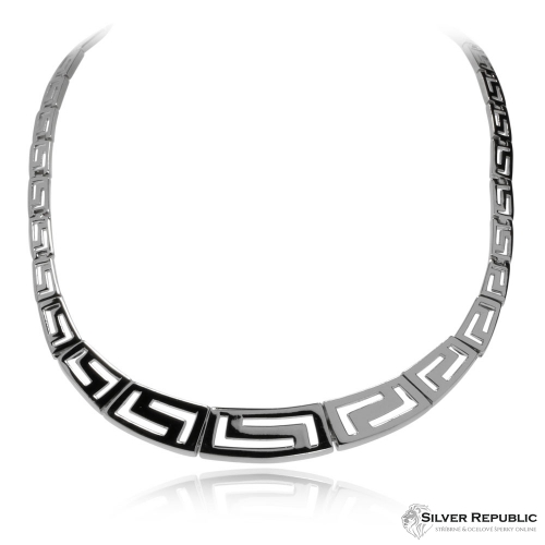 Stříbrný náhrdelník, rozšiřující se díly a řecký vzor 