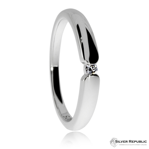 Stříbrný prsten s diamantem o průměru 2 mm, SI1/G, 0,03 ct