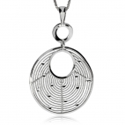 Kulatý stříbrný přívěsek - Soustředné kruhy zdobené brusem