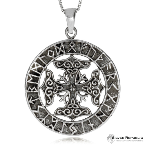 Stříbrný přívěsek - Kruh s runami a křížem 
