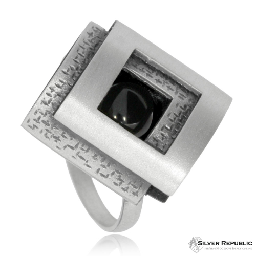 Stříbrný prsten s onyxem - Dva matné čtverce