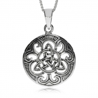 Stříbrný přívěsek - Triquetra uprostřed kulatého amuletu