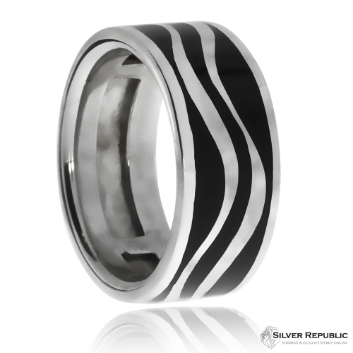 Stříbrný pánský prsten s otočným kroužkem, dvě linie v černé